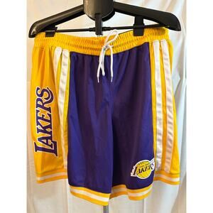 NBA Los Angeles Lakers Full Court Shorts Purple Gold – Size L NWT